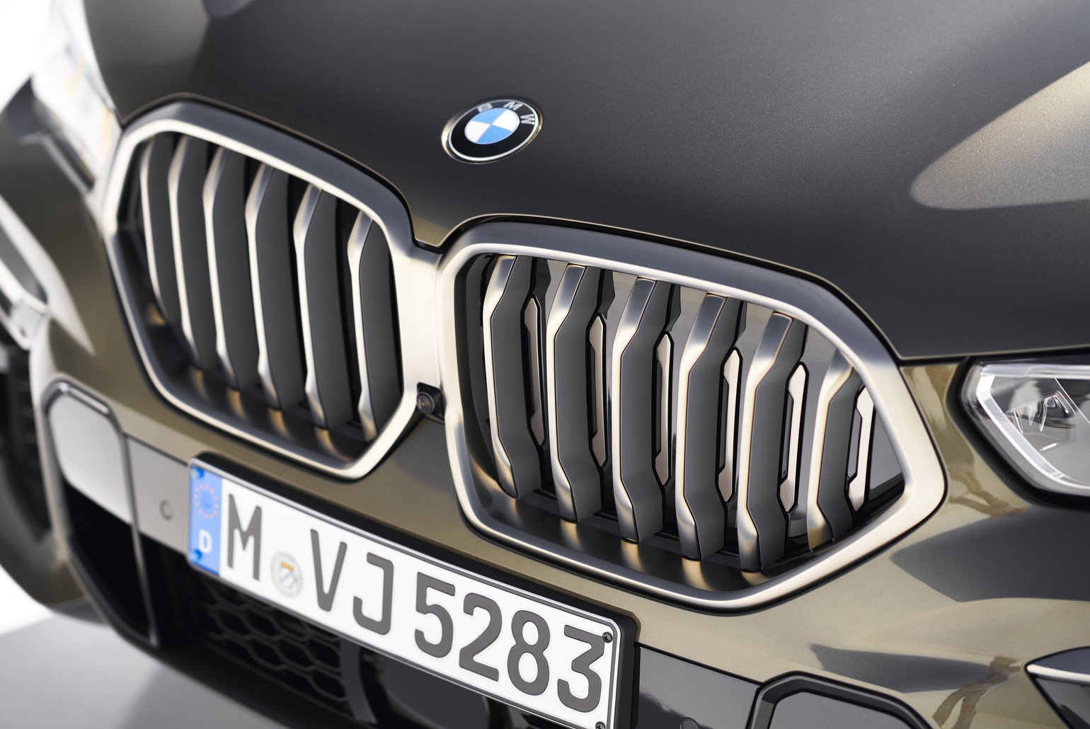 Világít az orrlyuka a legújabb BMW-nek 20