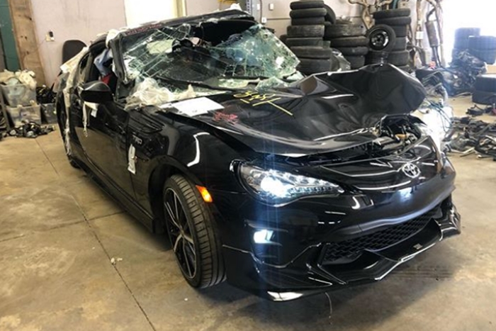 Itt a bizonyíték, hogy egy Toyota elpusztíthatatlan 1 | Vezess Itt a bizonyíték, hogy egy Toyota elpusztíthatatlan 1