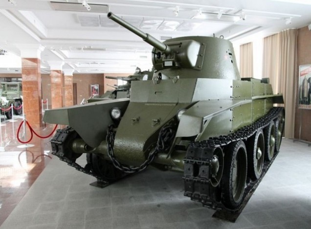 Feltámadt halottaiból egy világháborús tank 7 | Vezess Feltámadt halottaiból egy világháborús tank 7