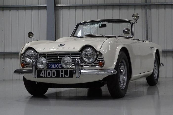 Te is megveheted az angol rendőr-roadstert