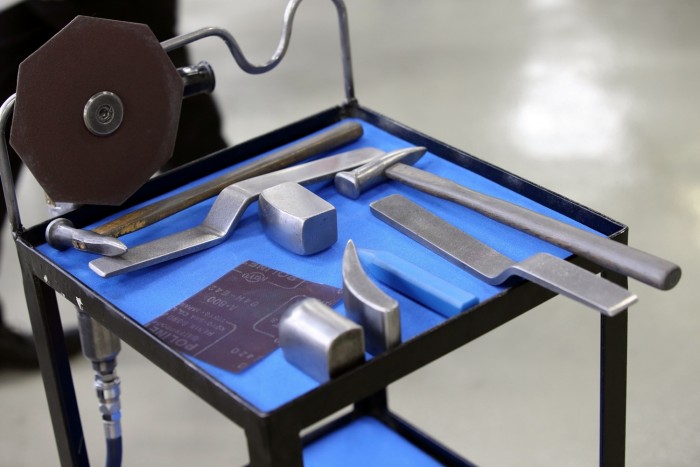 Így készül a Toyota luxuslimuzinja 6