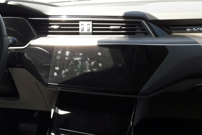 Válaszcsapás a Teslának – Teszten az Audi E-tron 55 quattro 96 Válaszcsapás a Teslának – Teszten az Audi E-tron 55 quattro 96
