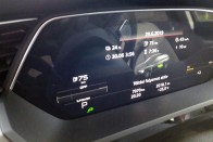 Válaszcsapás a Teslának – Teszten az Audi E-tron 55 quattro 68