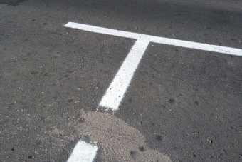 Válaszoltak a miskolci útfestők, akiket hanyag munkavégzéssel vádoltak a neten