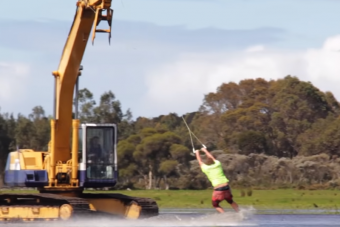 Egy melós megcsinálta a nyár instant wellness szórakozását