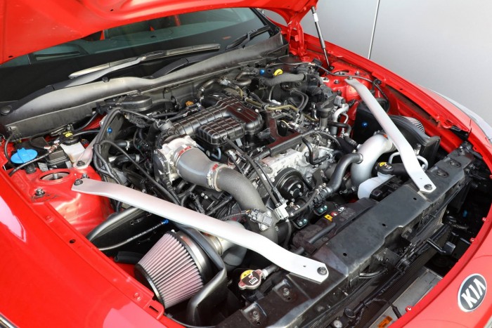 420 lovas pályaautó lett a megmentett Stinger prototípusból 7