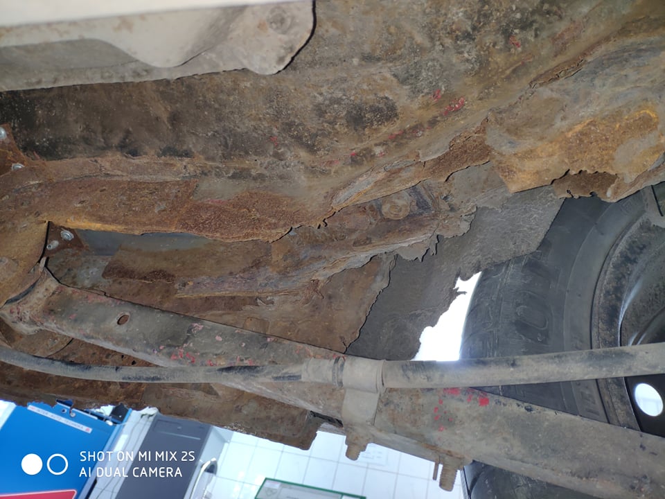 12 friss fotó a műhelyek sírva röhögős poklából 6