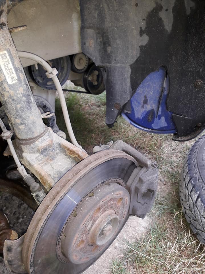 12 friss fotó a műhelyek sírva röhögős poklából 1