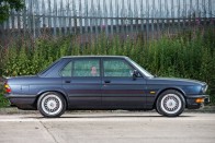 Brit újságírók nyúzták ezt az M5-ös BMW-t 13