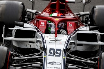 F1: Ezért csúszott ki az Alfa Romeo újonca