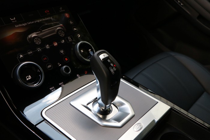 Amitől sikeres lett, abban még mindig verhetetlen a Range Rover Evoque 7 Amitől sikeres lett, abban még mindig verhetetlen a Range Rover Evoque 7