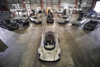 Rengeteg Aston Martin szerepel majd az új James Bond-filmben