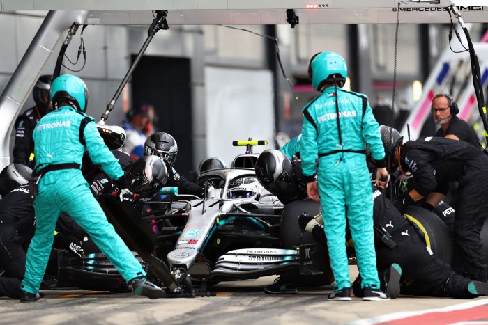 F1: Így szúrt ki a Mercedes Bottasszal 1 | Vezess F1: Így szúrt ki a Mercedes Bottasszal 1