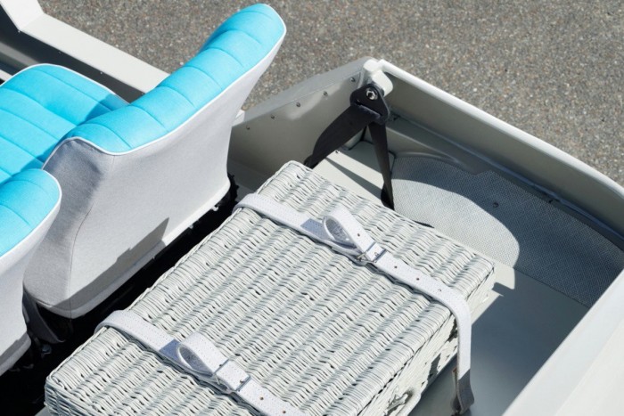 Öreg Renault-nak néz ki, pedig ez egy villanyos strandautó 5