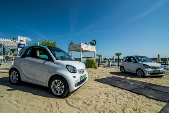 Elektromos Smartokkal bővül a Mol Limo flottája