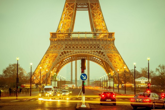 Száműznék Párizsból a turistabuszokat