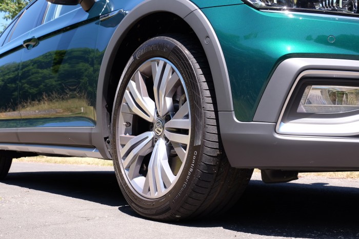 Magától gyorsít, lassít, kanyarodik a legújabb VW Passat 8 Magától gyorsít, lassít, kanyarodik a legújabb VW Passat 8
