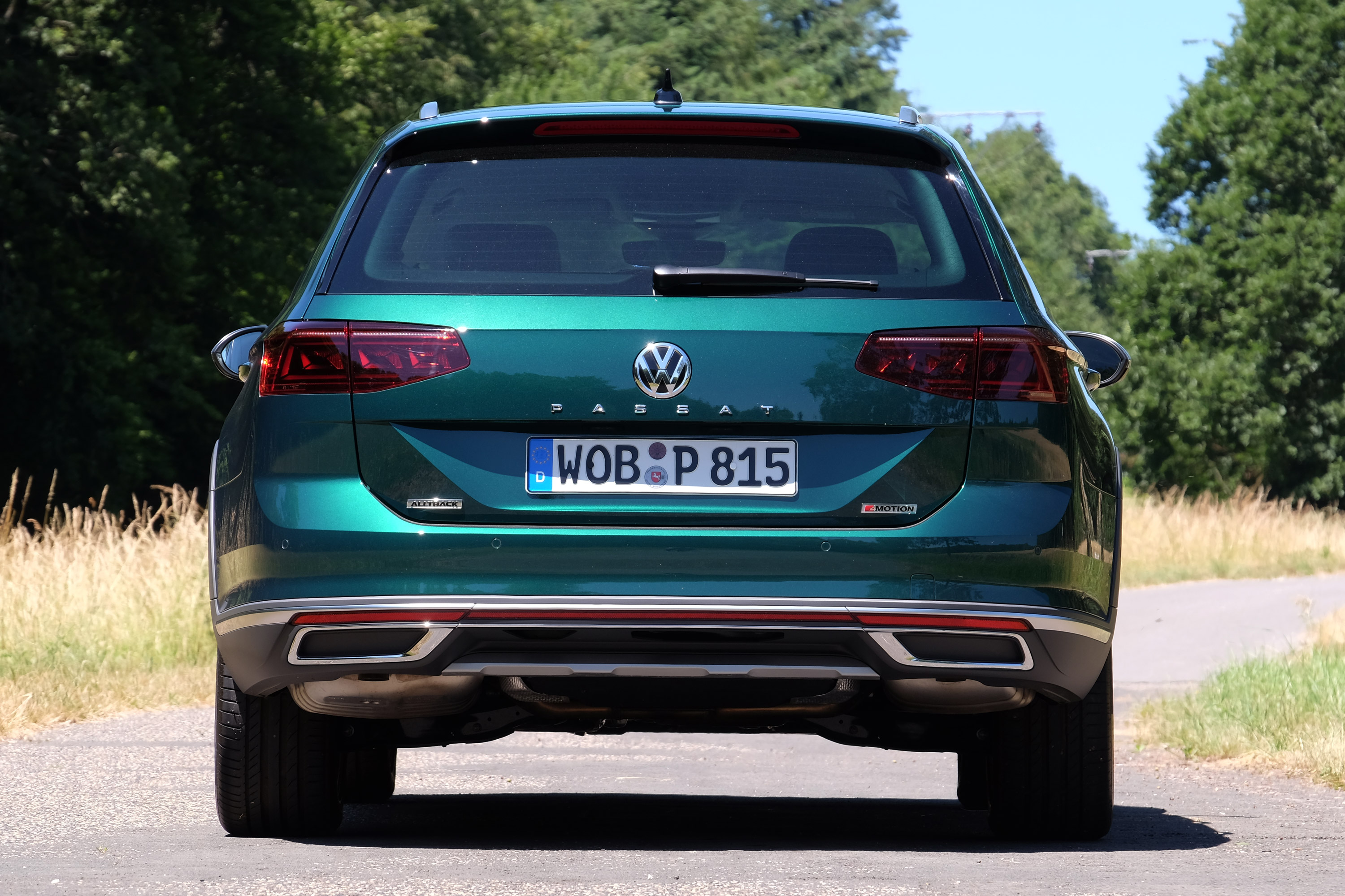 Magától gyorsít, lassít, kanyarodik a legújabb VW Passat 5
