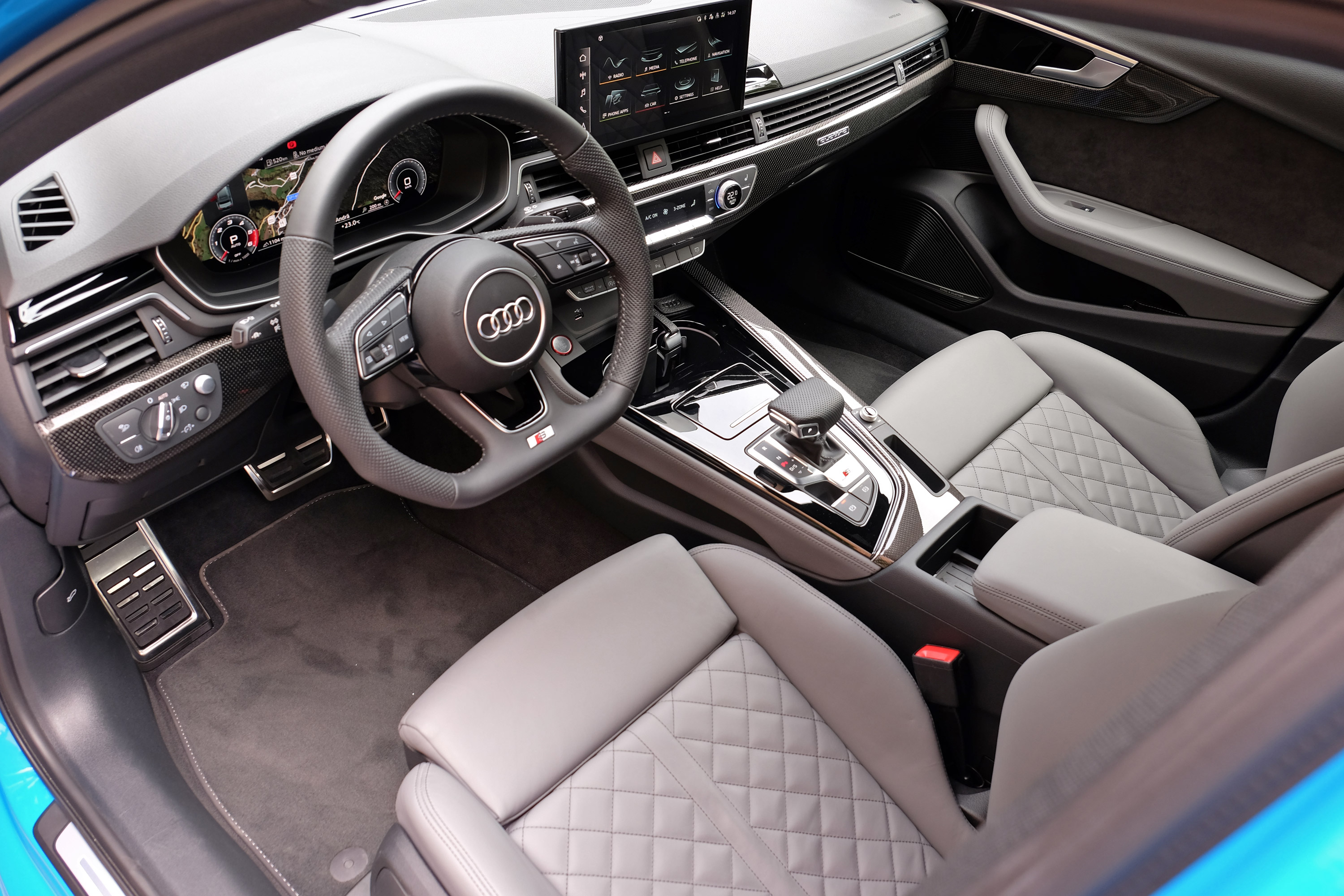 Még mindig jobbá lehetett reszelni – Audi A4 2019 18
