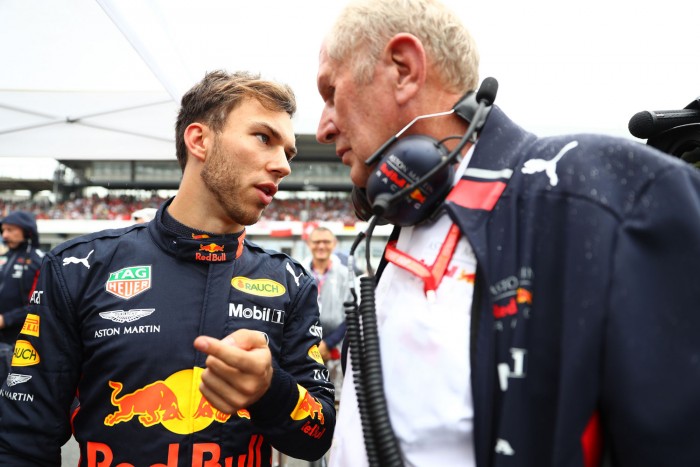 F1: Hivatalos: azonnali pilótacsere a Red Bullnál!