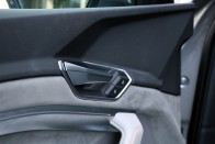 Válaszcsapás a Teslának – Teszten az Audi E-tron 55 quattro 77