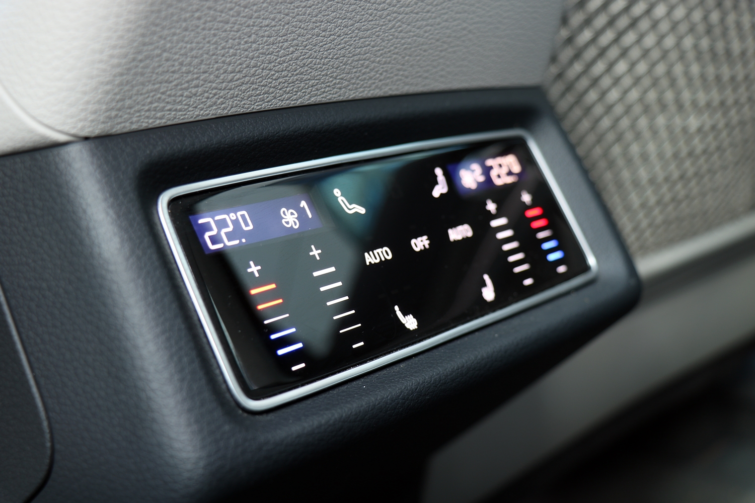 Válaszcsapás a Teslának – Teszten az Audi E-tron 55 quattro 44