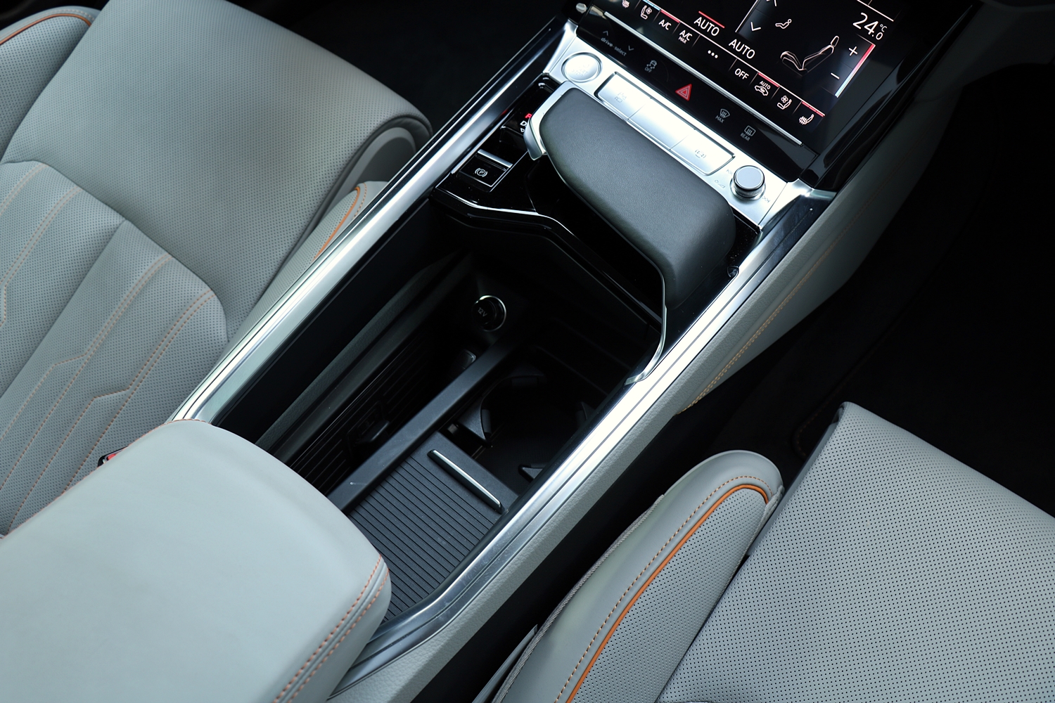 Válaszcsapás a Teslának – Teszten az Audi E-tron 55 quattro 47