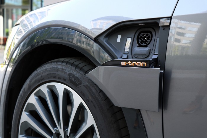 Válaszcsapás a Teslának – Teszten az Audi E-tron 55 quattro 101 Válaszcsapás a Teslának – Teszten az Audi E-tron 55 quattro 101