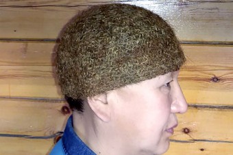 Közel 3 millió forintba kerül ez a furcsa sapka