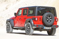 Kalandorok ne kíméljenek – Jeep Wrangler Rubicon 70