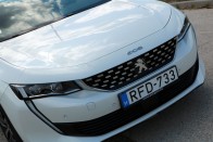 Teszt: Peugeot 508 SW GT Line 2.0 BlueHDI 56