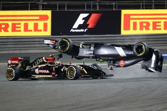 Verstappen: Maldonadót versenybírónak! 