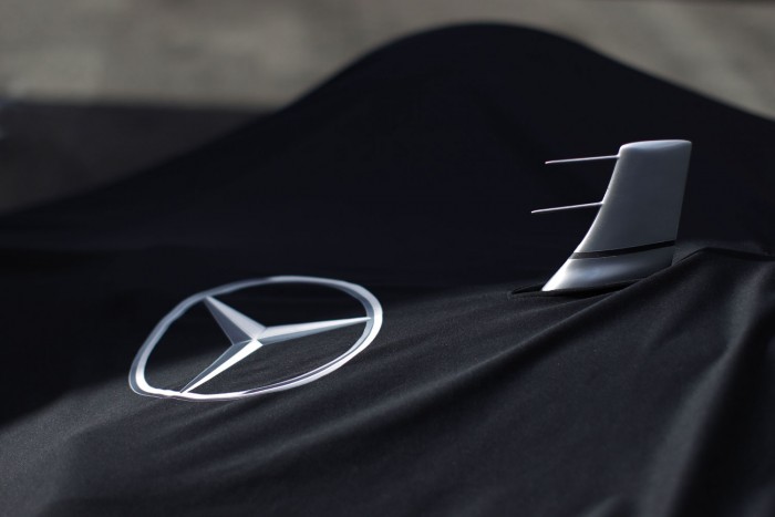 F1: Átfestik Hamiltonék autóját