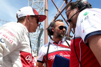 F1: Räikkönen kihajítaná a telemetriát