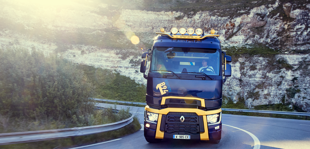 Mindössze 125 darab készül ebből a nyergesből