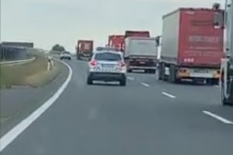 Gyorshajtó suzukis rendőrt videóztak az egyik hazai autópályán?