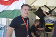Kipróbáltuk a világ egyik leglaposabb autóját 35