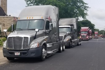 Megható módon kísérték utolsó útjára a kamionost