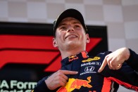 F1: Meglepő motorgyártót szerezhet a Red Bull 2