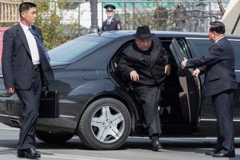 Kiderült a diktátor páncélozott Mercijének útja