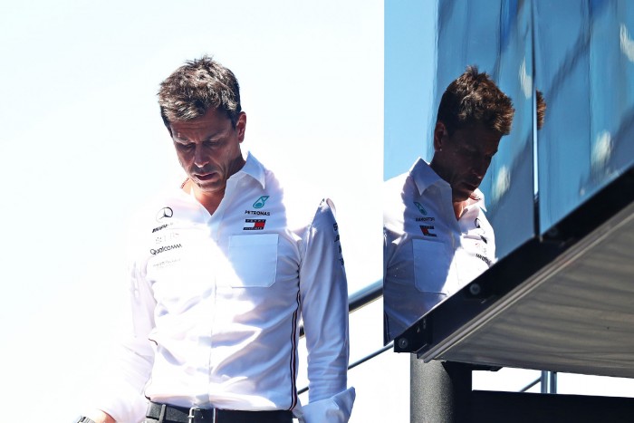 F1: Így szúrt ki a Mercedes Bottasszal 2 | Vezess F1: Így szúrt ki a Mercedes Bottasszal 2