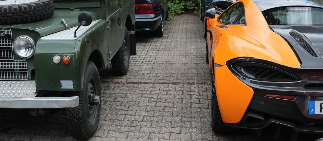 Lambók, McLarenek és csodás veteránok gyilkos mennyiségben