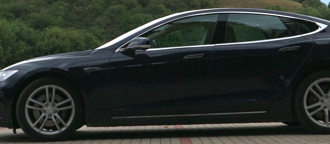 Használt Tesla 200 ezer kilométerrel – jó üzlet?