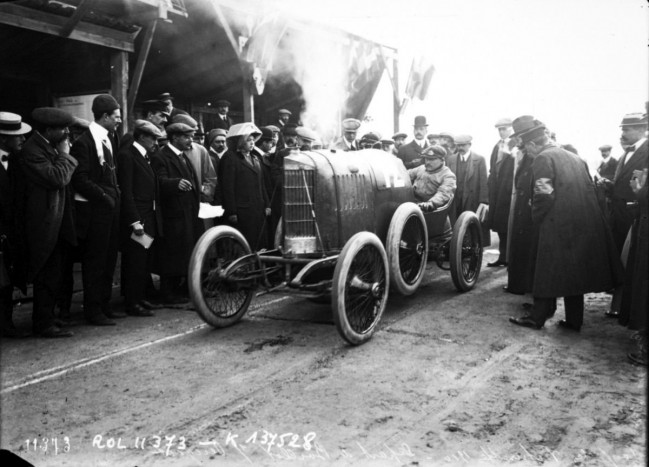 Amikor a Peugeot ámbráscetet gyártott 7