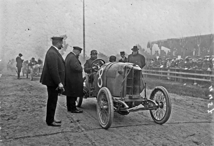 Amikor a Peugeot ámbráscetet gyártott 6