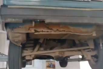 Rémisztő, hogy ezek a legatyásodott orosz roncsok még közlekednek