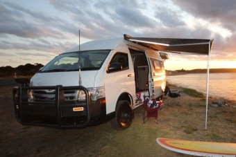 Ez a furgon valójában egy terepjáró