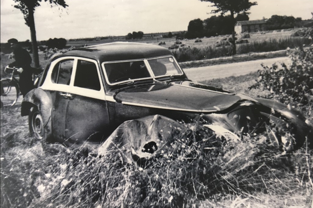 80 év után támadt fel az áramvonalas Bentley Corniche 3