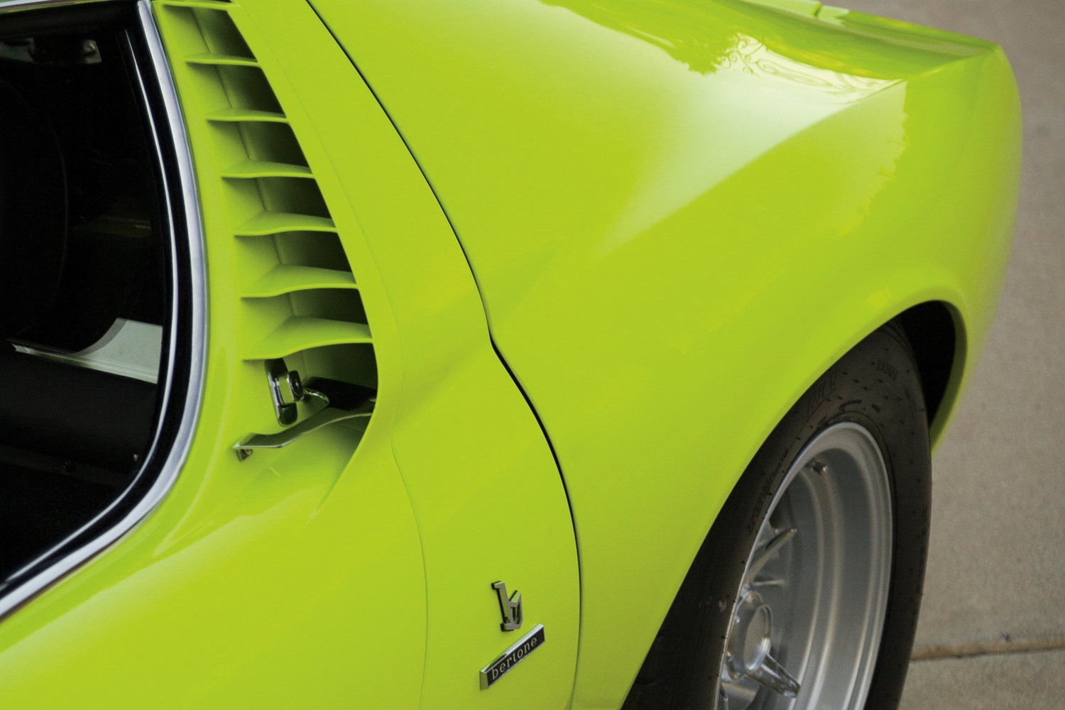 Ma is gyönyörű ez a lime-zöld Lamborghini Miura 7