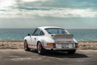 Ruf vette kezelésbe ezt a 911 Carrera RS-t 26